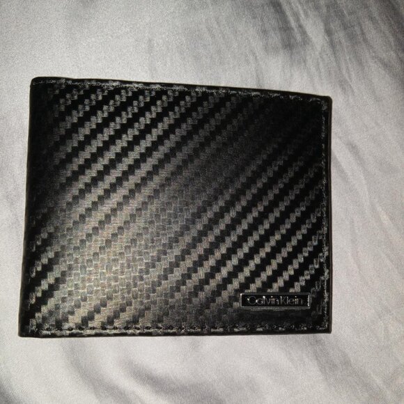 Calvin Klein Other - Calvin Klein Men's Wallet